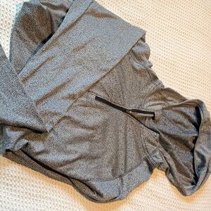 Lululemon Men’s hooded tech long sleeve performance tshirts